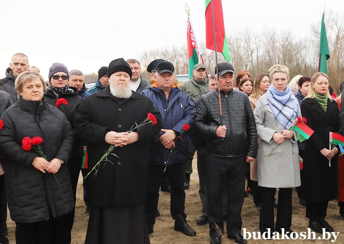 Колокола Хатыни